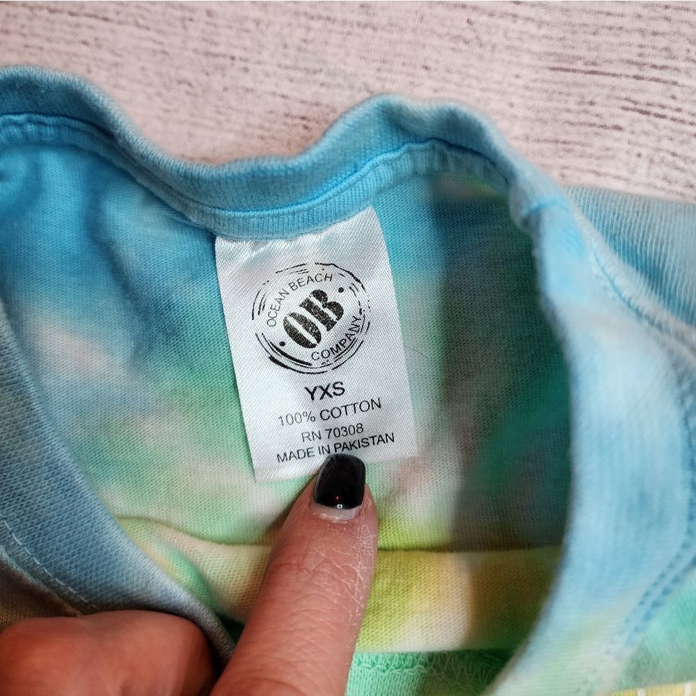 Tie dye xs youth Martha's vineyards tshirt. - Picture 3 of 4